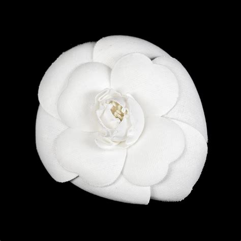 how to wear chanel camellia brooch